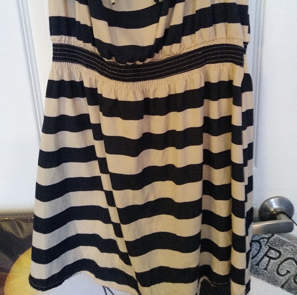5/$13 Indulge Navy and Blue Striped Dress - Picture 3 of 4